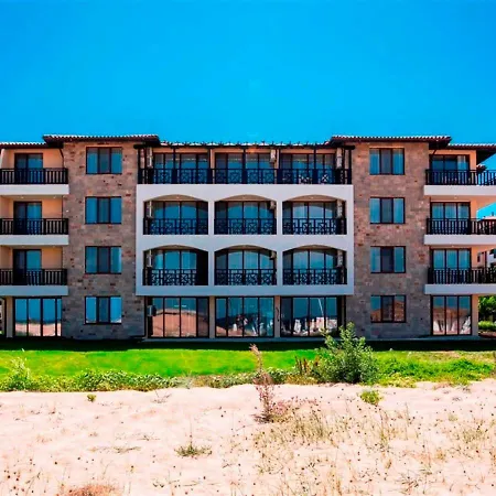 Oasis Del Sol - Front 3* Lozenec