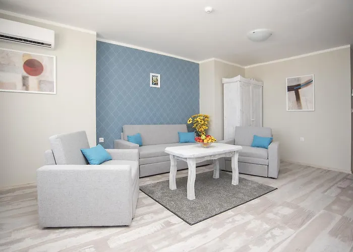 Oasis Del Sol - Front 3* Lozenets