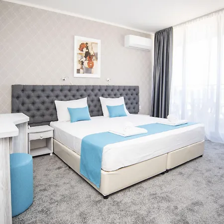 Oasis Del Sol - Front Resort