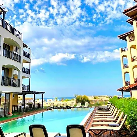 منتجع Oasis Del Sol - Front 3*