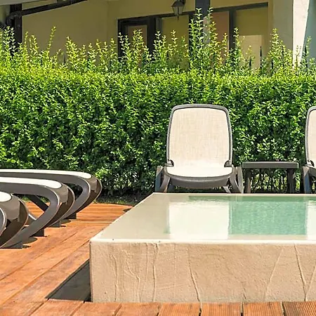 Oasis Del Sol - Front 3*