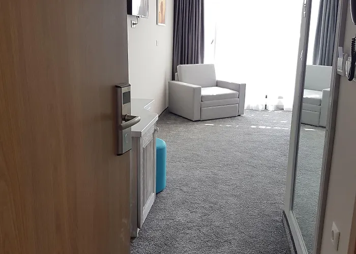 Oasis Del Sol - Front لوزينيتس