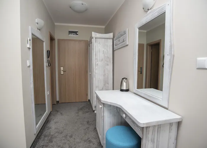 Oasis Del Sol - Front 度假村 洛泽内茨