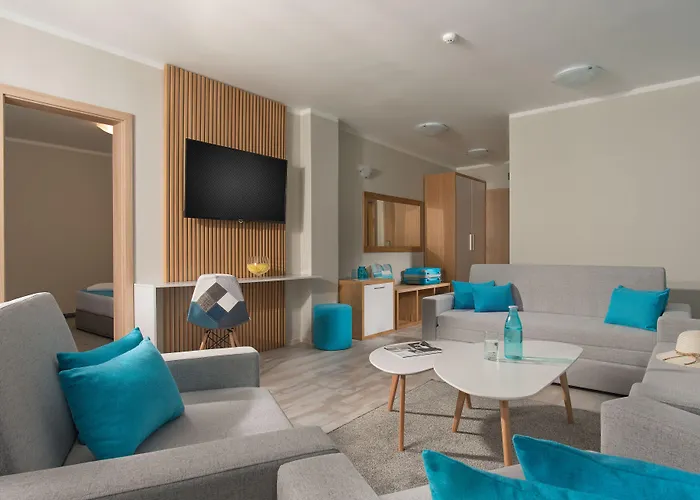 Oasis Del Sol - Front 洛泽内茨