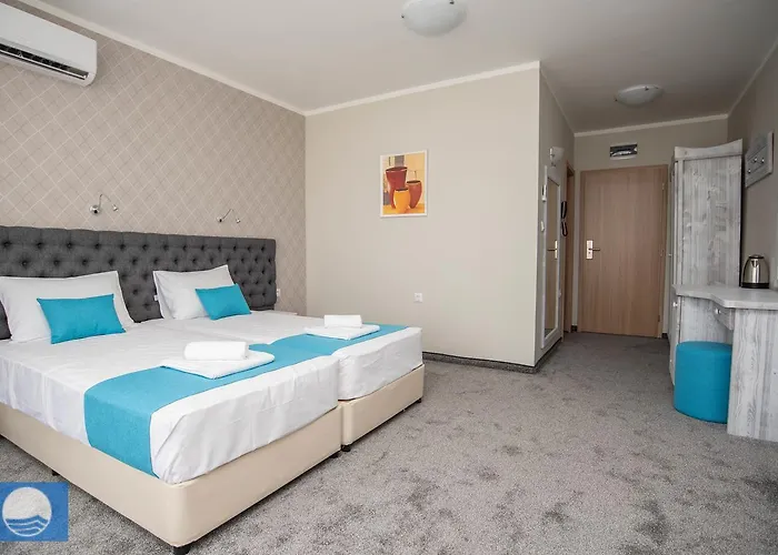 Oasis Del Sol - Front 3*